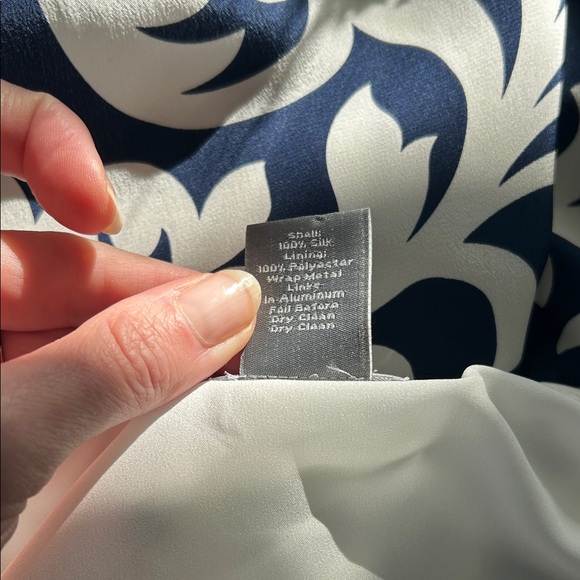 Ann Taylor 100% Silk Navy & Ivory Print Dress – Size 6 - Picture 8 of 8